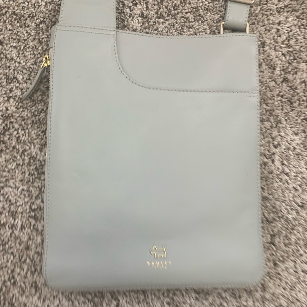 RADLEY LONDON Light Gray Crossbody Bag with Gold Accent